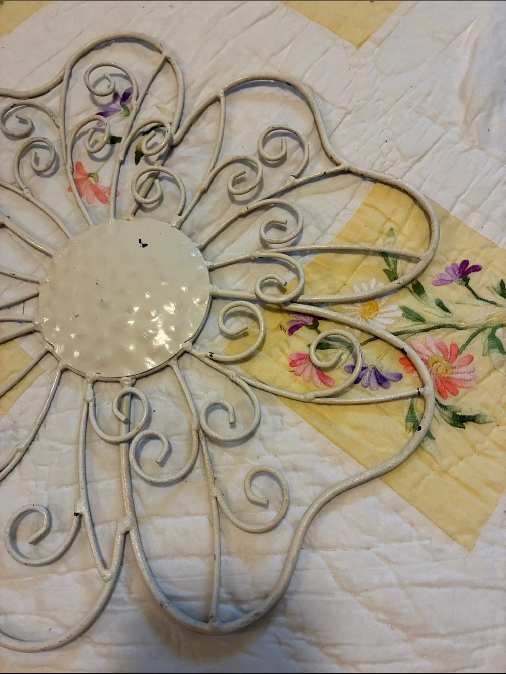 White Metal Flower Wall Sculpture – Elegant Scrollwork Wall Art